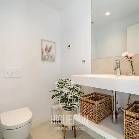 Higueronrentals Summers Bay Apartment *